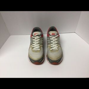 Nike Womens Air Max Tailwind 2 size 9.5